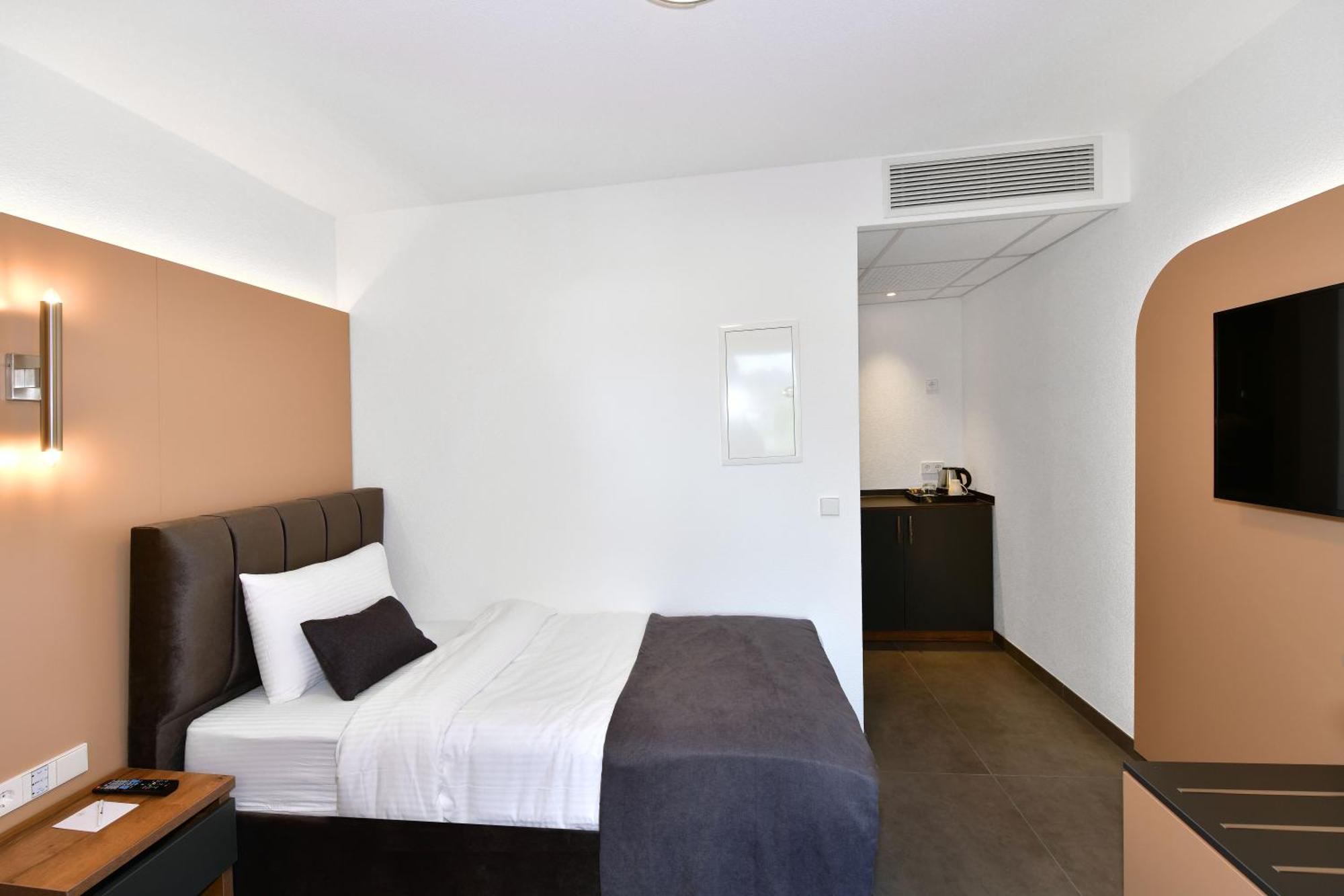 Korki'S Motel Schopfheim Bagian luar foto